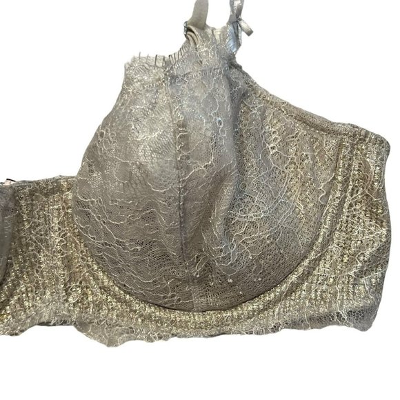 VICTORIA’S SECRET DREAM ANGELS PUSH UP BRA NO PADDING SIZE 32D - Picture 5 of 10